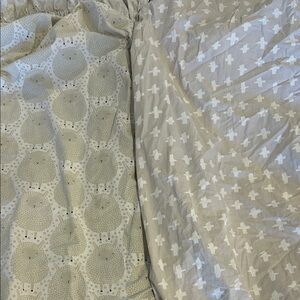 Land Of Nod / crate and kids Taupe and White Sheep & Cross Bedding